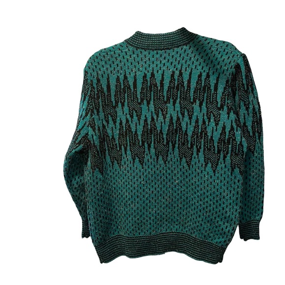 VINTAGE| NEW WANG KONG CO| WOMENS SWEATER| 22x25 1/2‎ - Picture 2 of 8